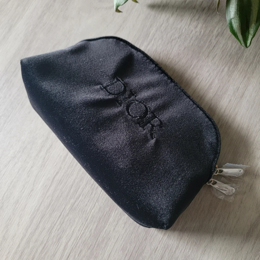 Flash Sale🎉 Authentic Dior Black Velvet Cosmetic Pouch